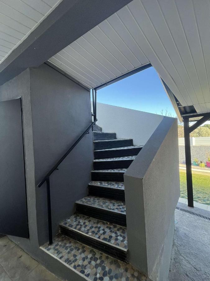 Superbe Appartement Avec Piscine Et Spa Privatif Villeneuve-les-Beziers Luaran gambar