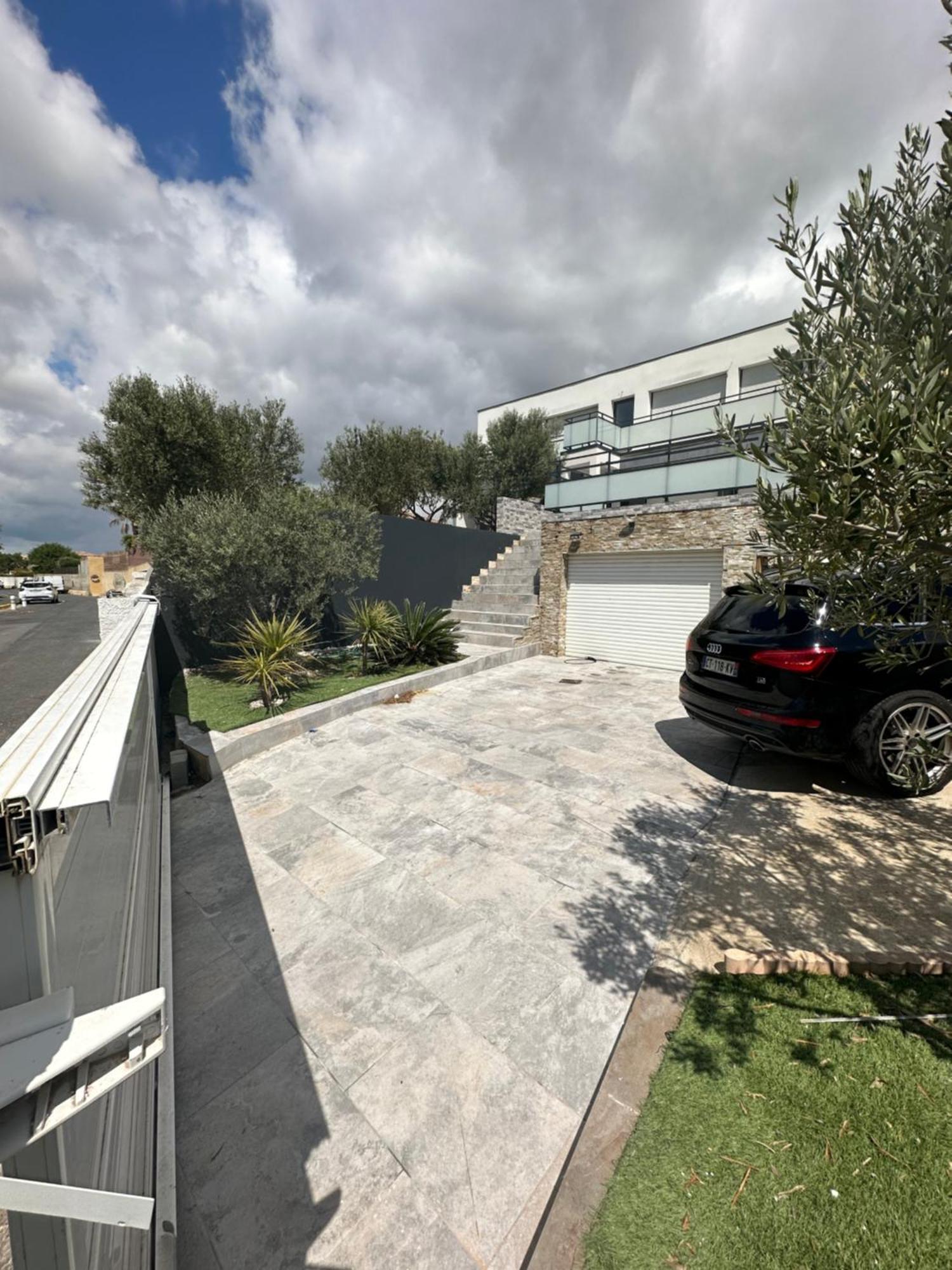 Superbe Appartement Avec Piscine Et Spa Privatif Villeneuve-les-Beziers Luaran gambar